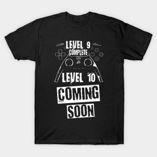 Level 9 Complete, white theme T-Shirt